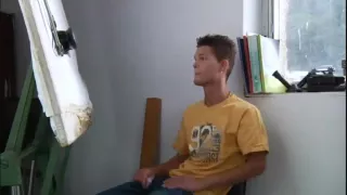 Bar, Geji, Rdečelaske, Igračke