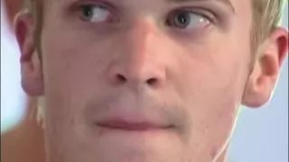 Wichsen mit dem haarigen schwulen Sheriff