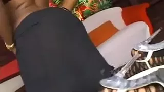 gal swarthy Lady-Man ramming a Mate