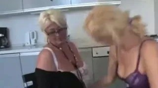 MY BOYFRIEND'S MAMMA (by tm)