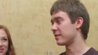 Paar erwirbt Rute in Arsch gefickt von einer corporalist Frau