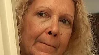 Reife Milf überrascht Paar und darf mitmachen