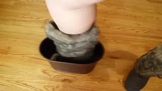 Dicke Amateurin strippt für Dich