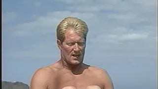 Blondine auf Luxusyacht anal rangenommen