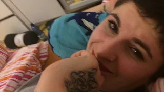 JezziCat und Secrettalk teilen sich Schwanz