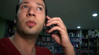 Amateurin mit monströsen Silikoneutern in heißem POV-Porno