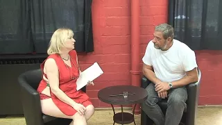 Fetisch Oma pisst auf Sklaven