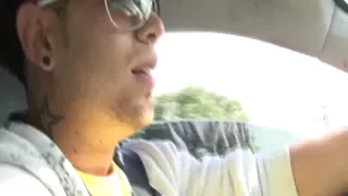 Grossbußige Milf fickt eine flüchtigen Bekannten