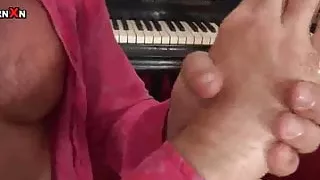 Anal Fuck Ass Fisting und Facial Cumshot für Alysa