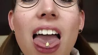 Lelu Love-Magical Giantess Eating Tiny People