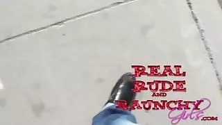 Ebony Blowjob Princess Gives Major Blowjob And Takes Facial