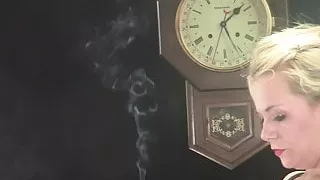 Smoking Fetish - Heidi Cafe Cigarette