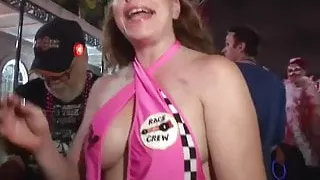 Amateur girls playing with their sexy tits