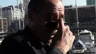 Aslan wählt Luiggi für sein erstes Mal