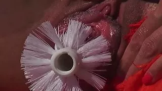 Queensnake.com - Because Love Hurts 2