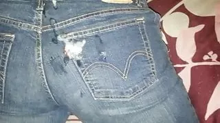 Cum on wifes jeans