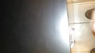 Wichse und sperma auf dem Tresen!