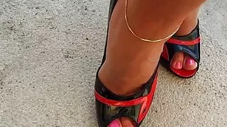 High Heels Walk - Milf