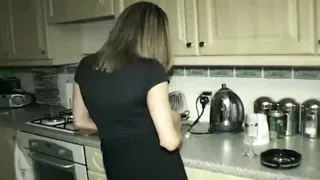 Ehemann gibt seiner Frau harten Analsex