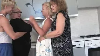Hot group sex with old step moms and young boy