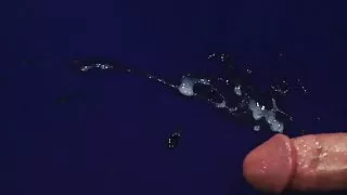masturbieren ejakulieren wichsen cumshot auf blauen Bildschirm