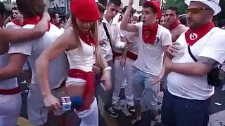 Corridas y cornadas en San Fermin