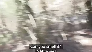 Girlfriends eat pussy and make a sextape in the woods