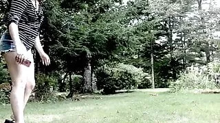 Molly Squirts visit's Juassik Park