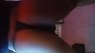 Big booty shake