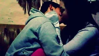 Kissing Girls 400 !!!