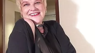 Dirty mature mother with hungry old cunt