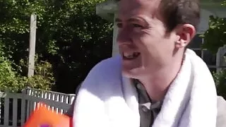 Squirter babe fucked doggystyle outdoors