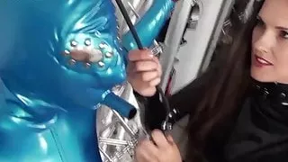 FUN MOVIES German Latex Lesbians