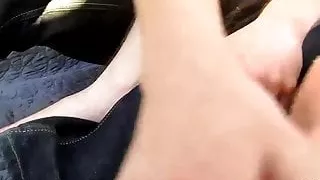 Ein perfektes Teenager-Paar von Fußliebhabern