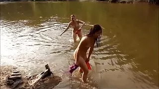 asia zo and andrea sky- public water strip game