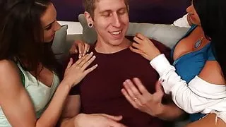 Babe, Großer Schwanz, Brünette Frauen, Hardcoresex, Lesbensex, Dreiersex