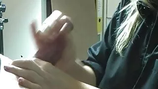 HotVivien - Sperma - Weitschuss auf meine Klamotten