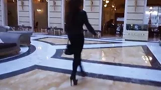 Julie Skyhigh in hot sexy legging hotel hall walking heels