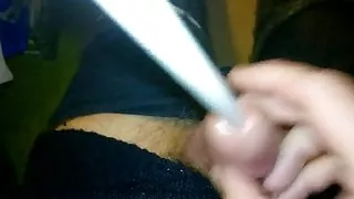 Knitting needle insertion with cum
