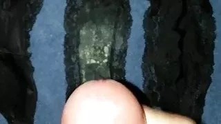 Cumming in dirty panty