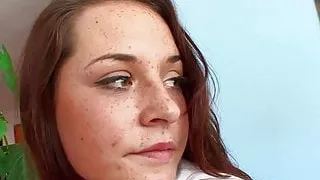 Chearleader pleases perverted old neighbor