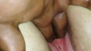 bbw squirts - fingered by a her black boyfriend 