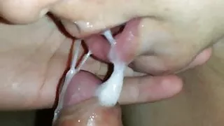 Sloppy blow job and face slapping