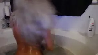 XO G.Hot Show in their Bathroom 2