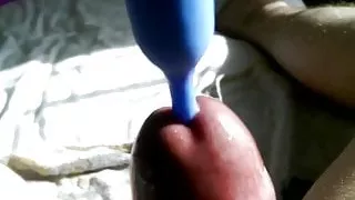 Mein erstes Mal, dass ich meinen Schwanz mit dem Vibrato sondiere