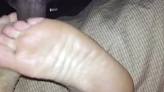 Footjob with nice dry soles