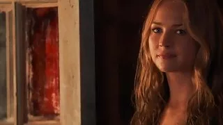 Britt Robertson- The Longest Ride sex scene