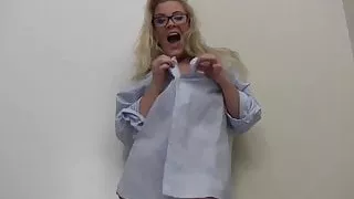 I might be nerdy but I can give a great handjob JOI