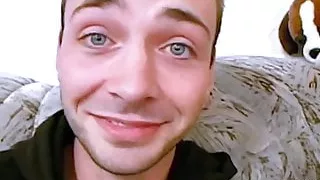 Oma ist geil auf ihren ersten Porno