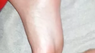 Antjes Fuss voll mt sperma 3